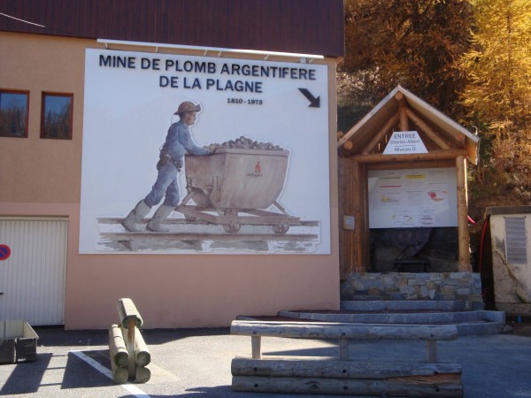 PLACE DE LA MINE.jpg