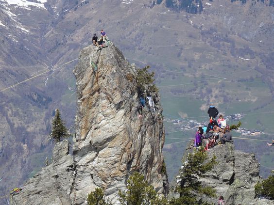 Slackline 2.jpg