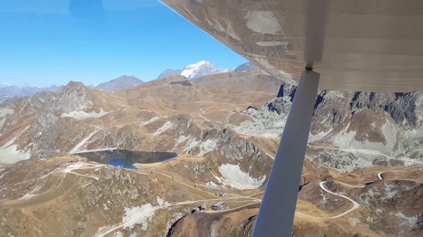 2017-10-12 La Plagne (2) arrivée télesiège de la Rossa.png